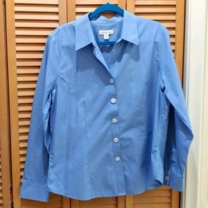 XL. EUC Eggshell blue top